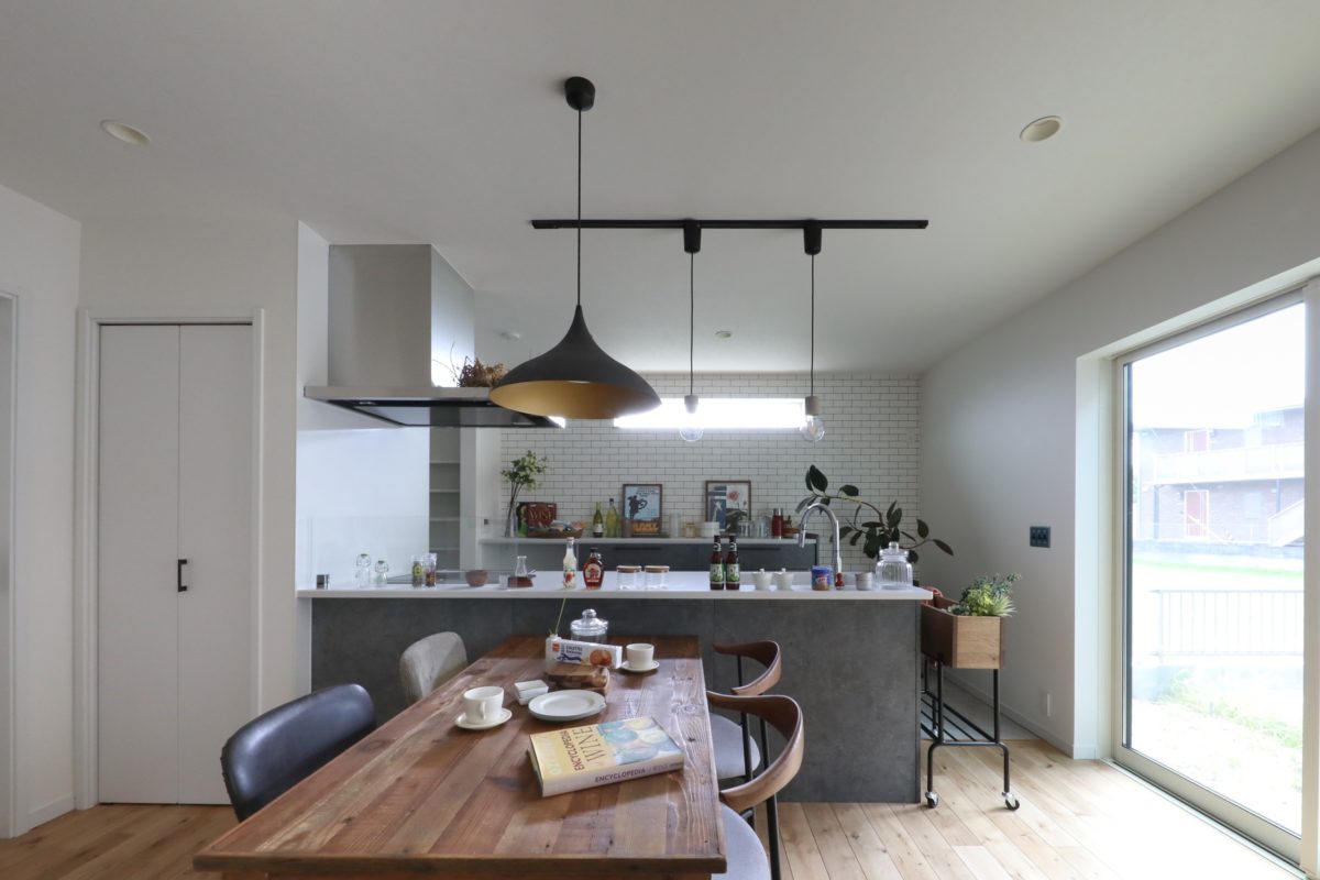 Storage plan/Full flat kitchen